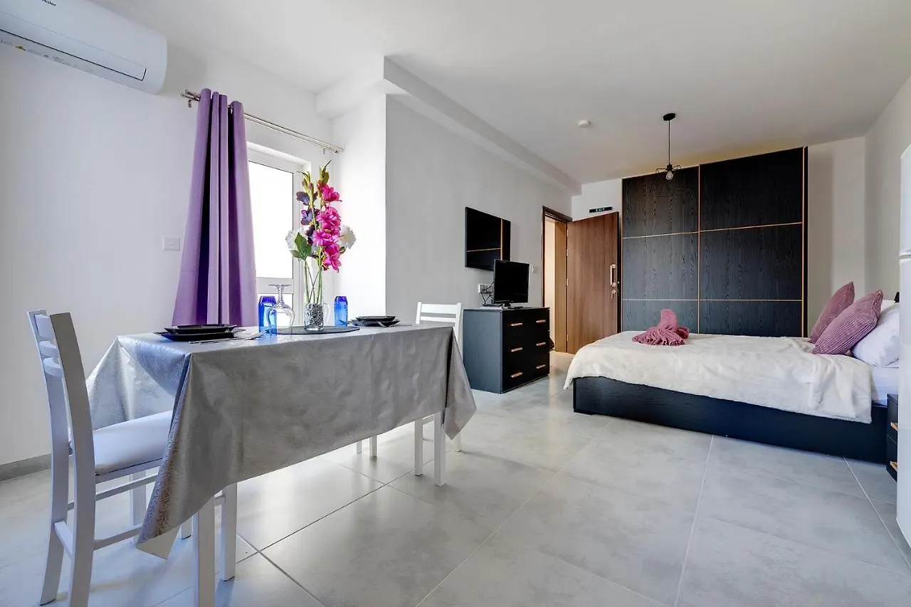 Cosy 1Br Studio Central Location Sliema 0*,