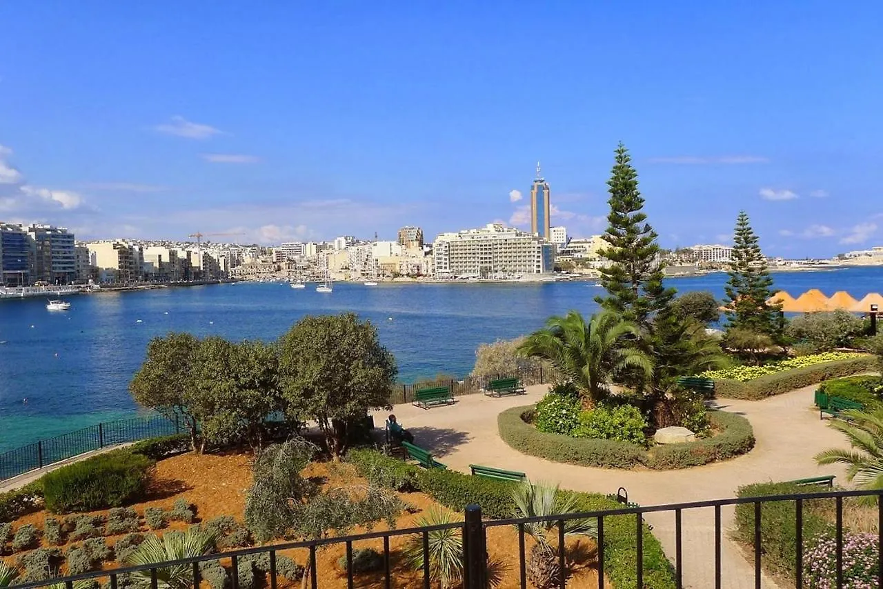 Cosy 1Br Studio Central Location Sliema Malta
