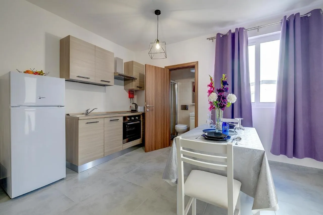 Cosy 1Br Studio Central Location Sliema