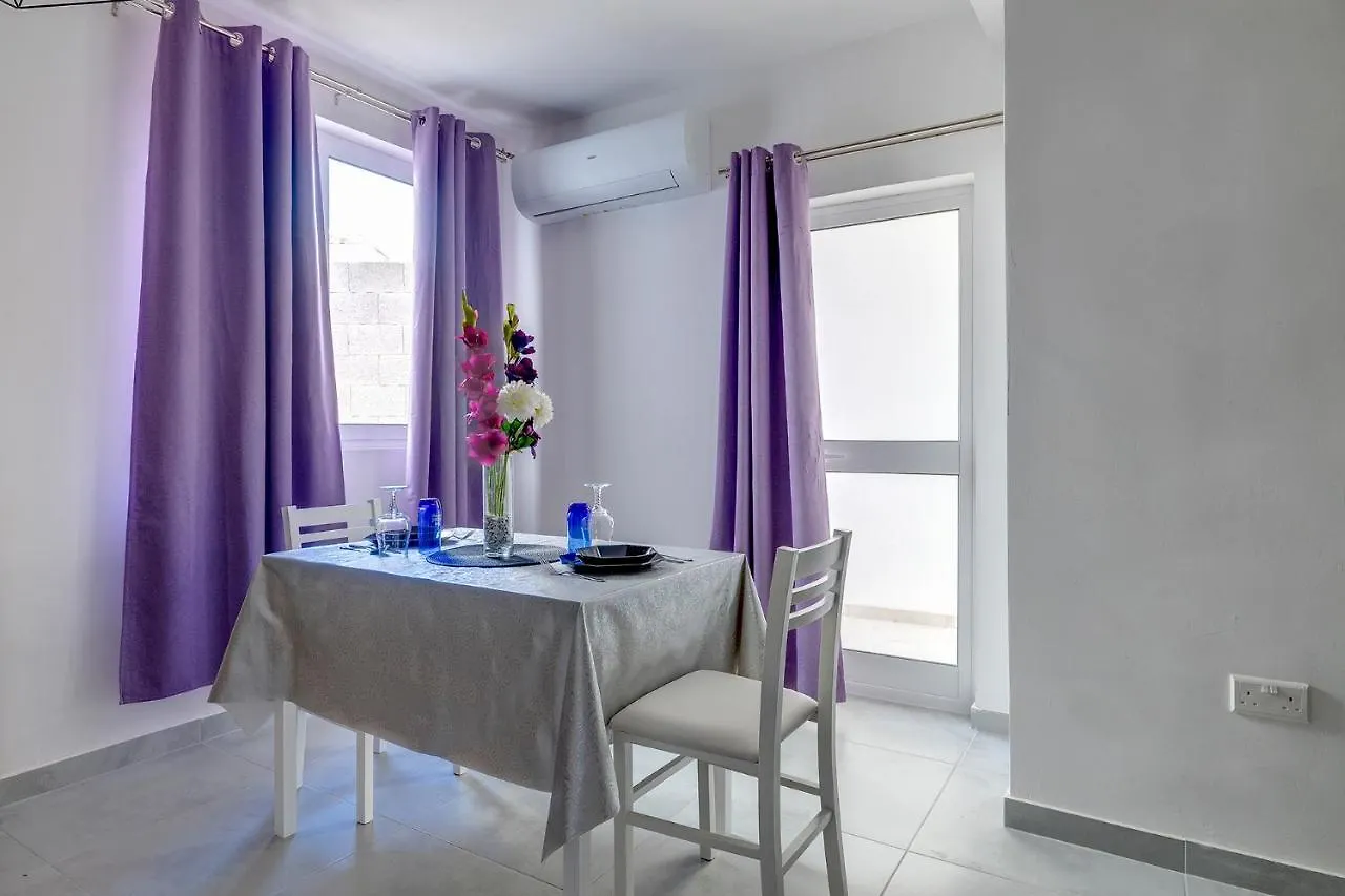 Cosy 1Br Studio Central Location Sliema Malta